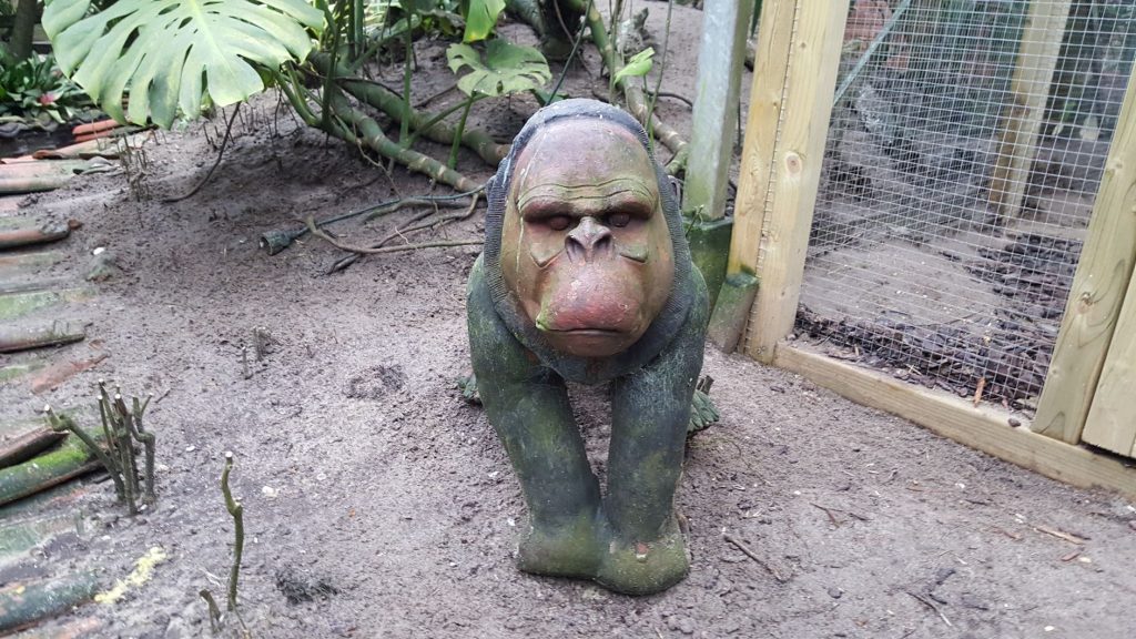 Beelden bij dierenpark Texel Zoo in Oosterend